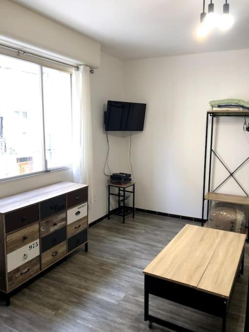Studio Cosy Renove Climatise Ales Bagian luar foto